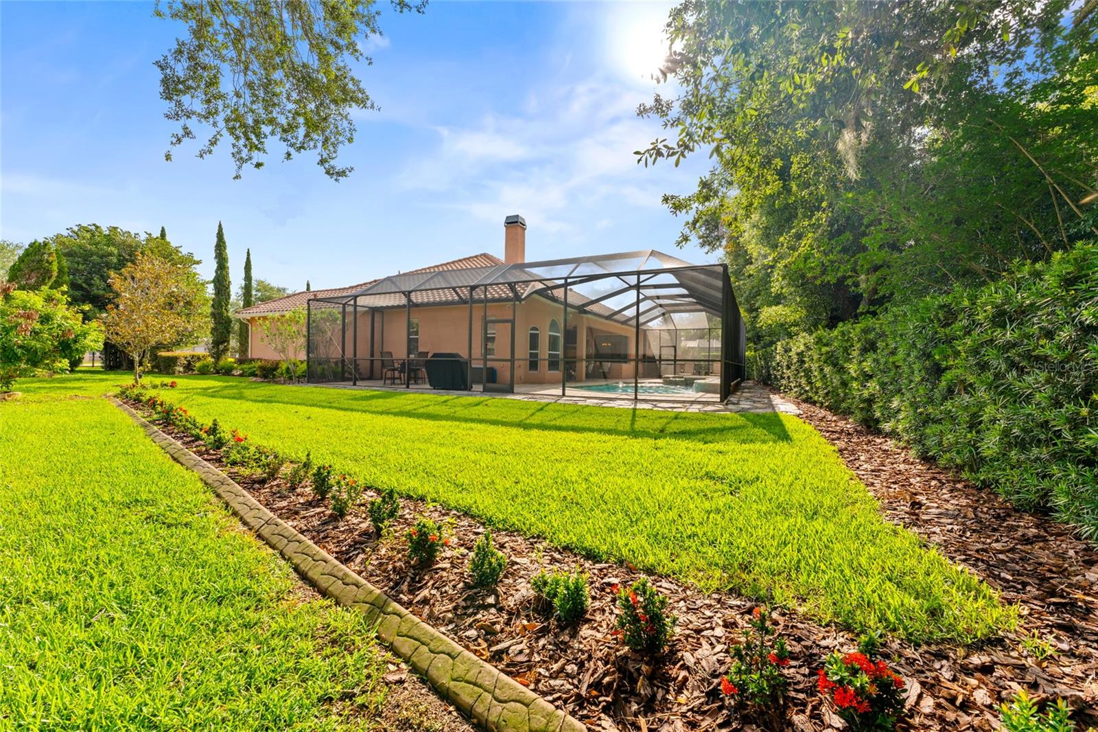 VINEYARDS - Residential