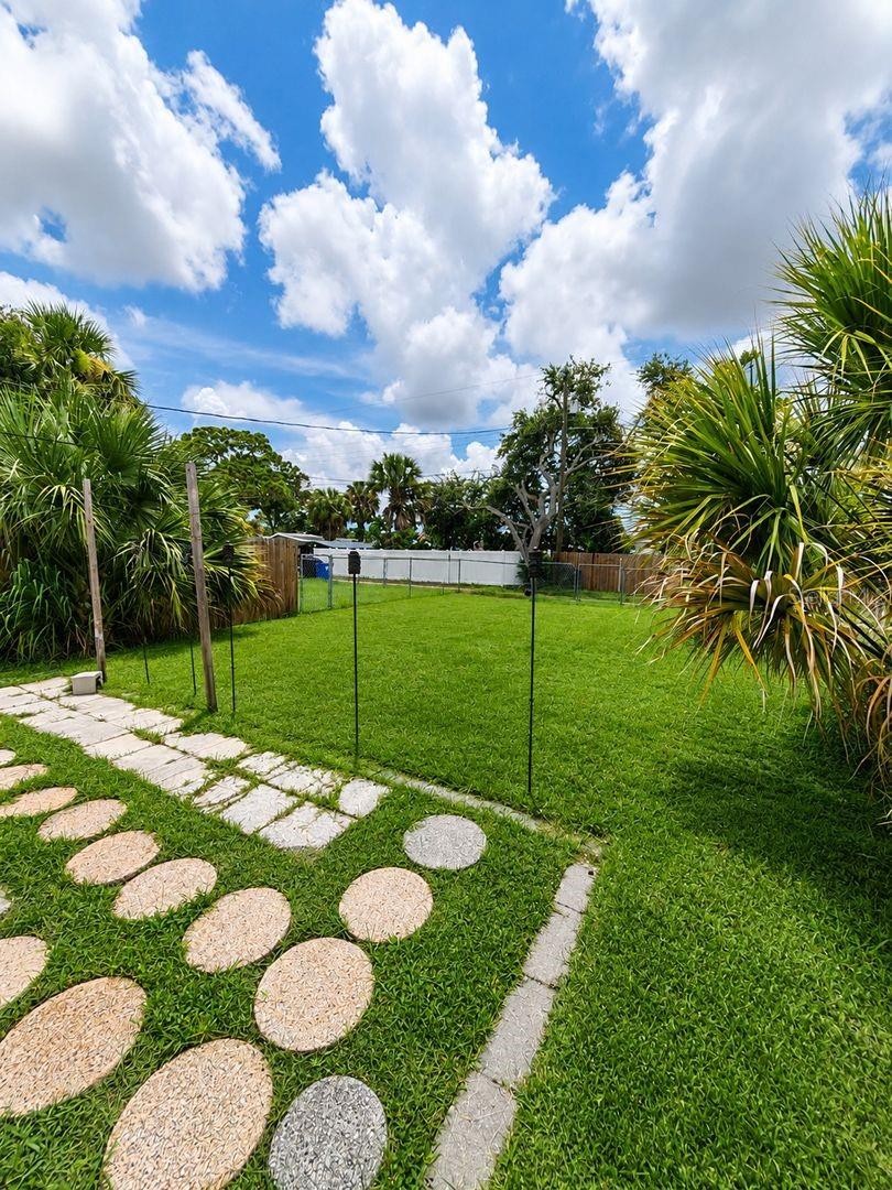 GLENSIDE SUB - Residential Lease