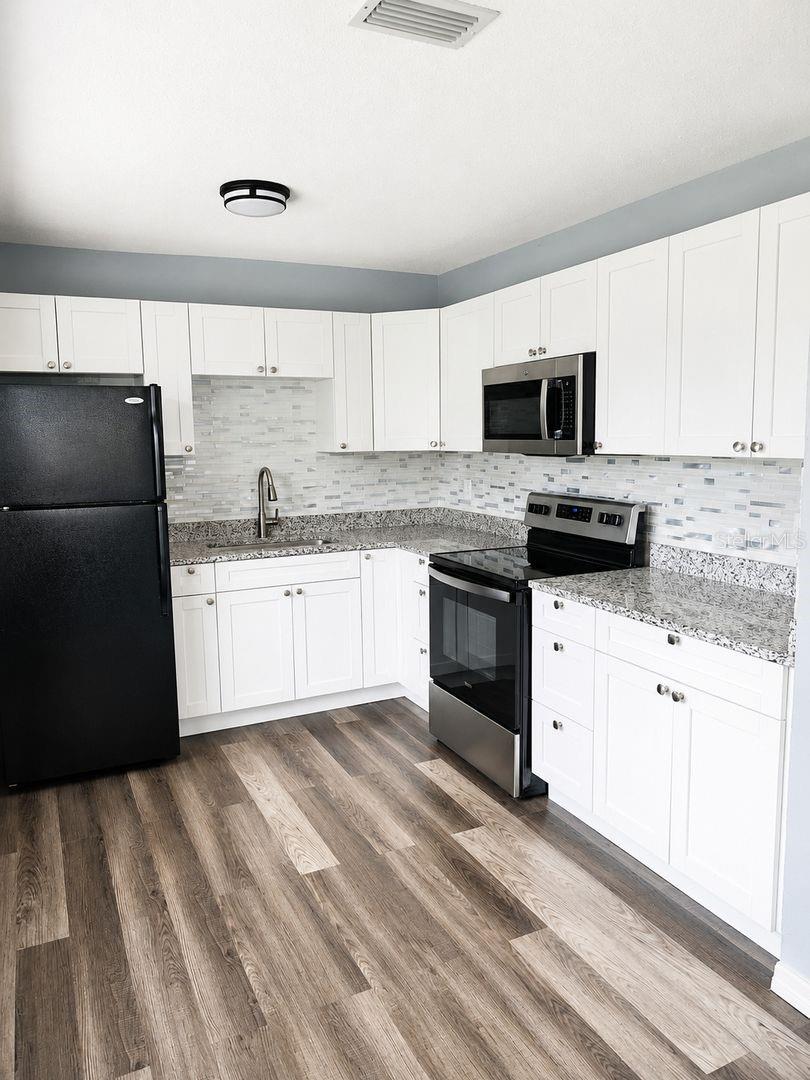 GLENSIDE SUB - Residential Lease