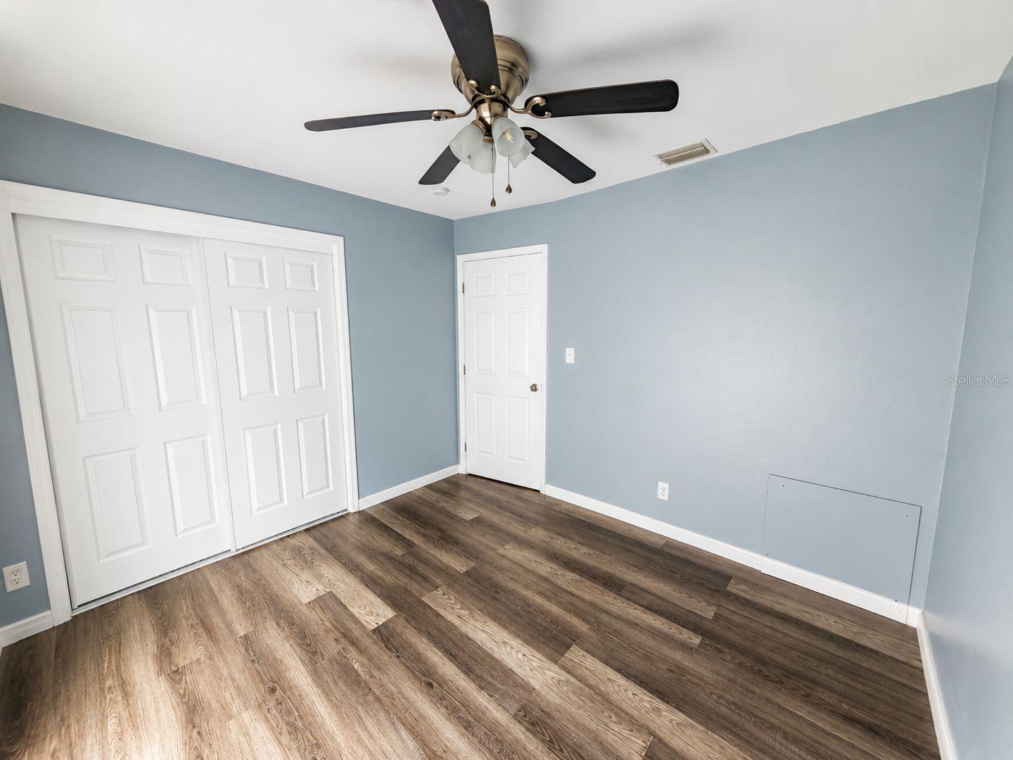GLENSIDE SUB - Residential Lease