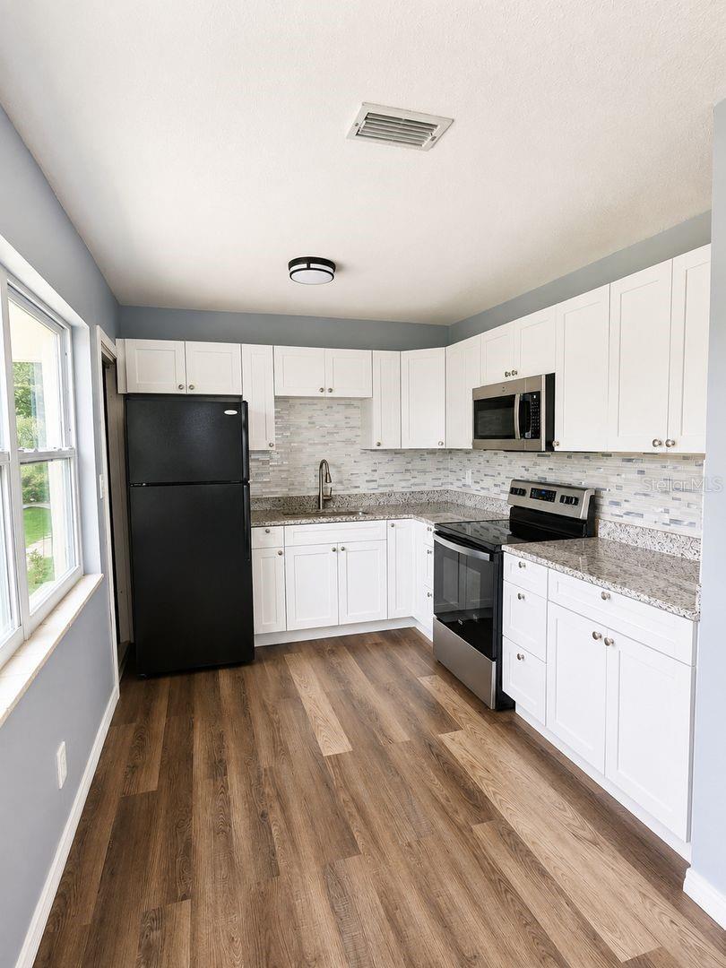 GLENSIDE SUB - Residential Lease