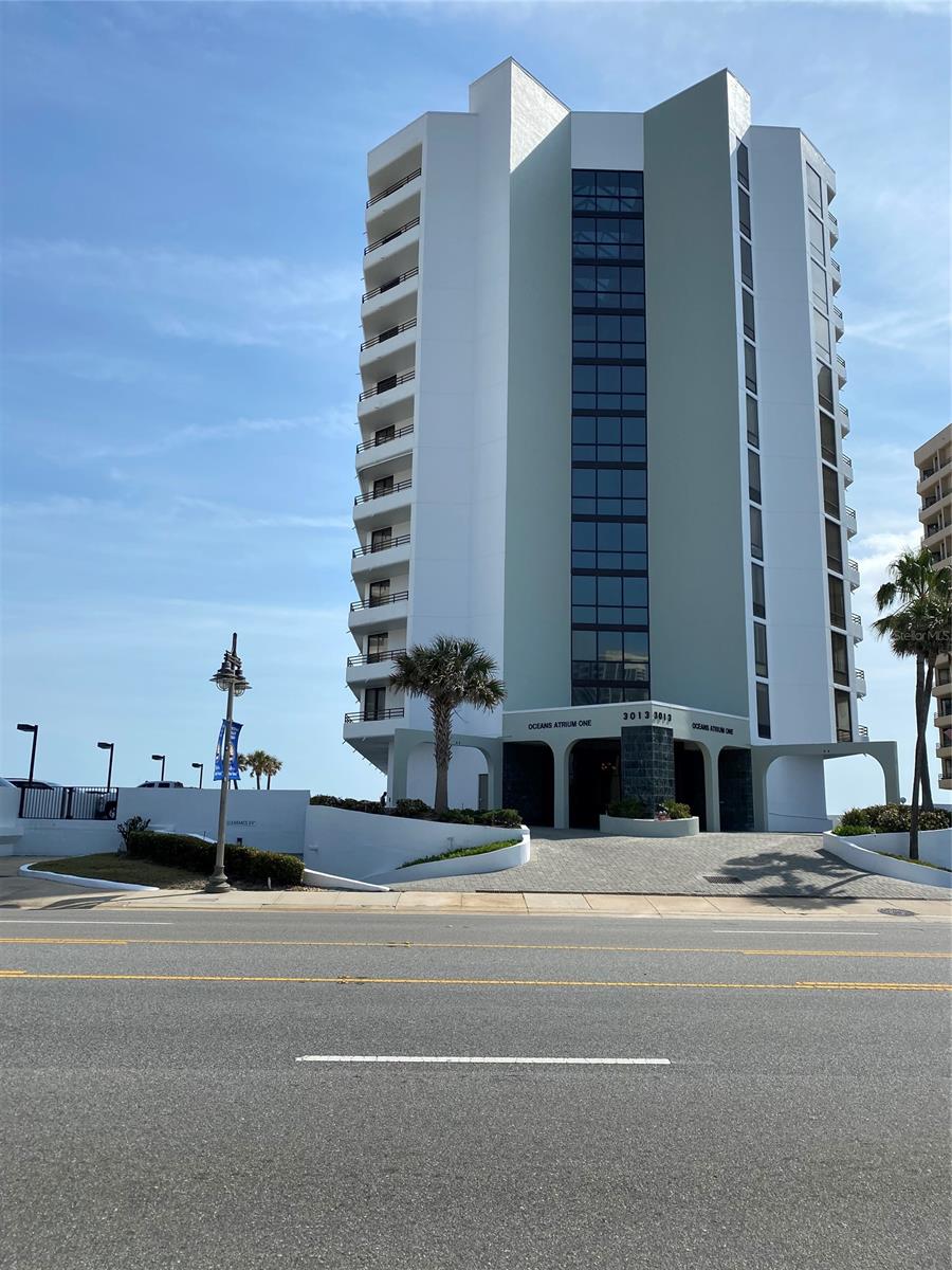Ocean views from everywhere is what you will notice when you enter this freshly painted 5th floor 2 bedroom paradise in the sky. Move in ready with tile throughout newer appliances and newer ac unit 2013. The condo complex offers indoor pool, underground parking, outdoor pool, billiards room, card room, exercise room and so much more. All information is intended to be accurate but is not guaranteed. ;Water: City