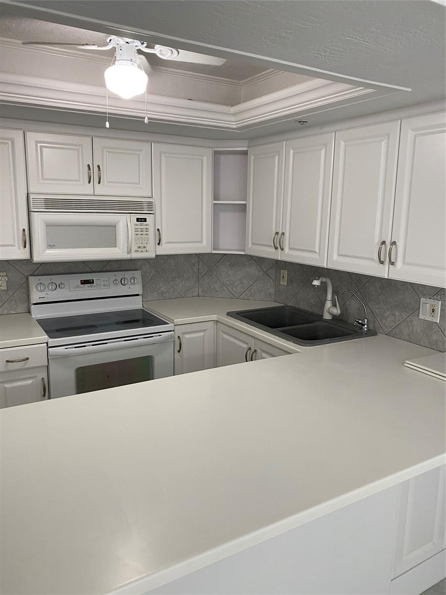 Oceans Atrium 01 Condo - Residential
