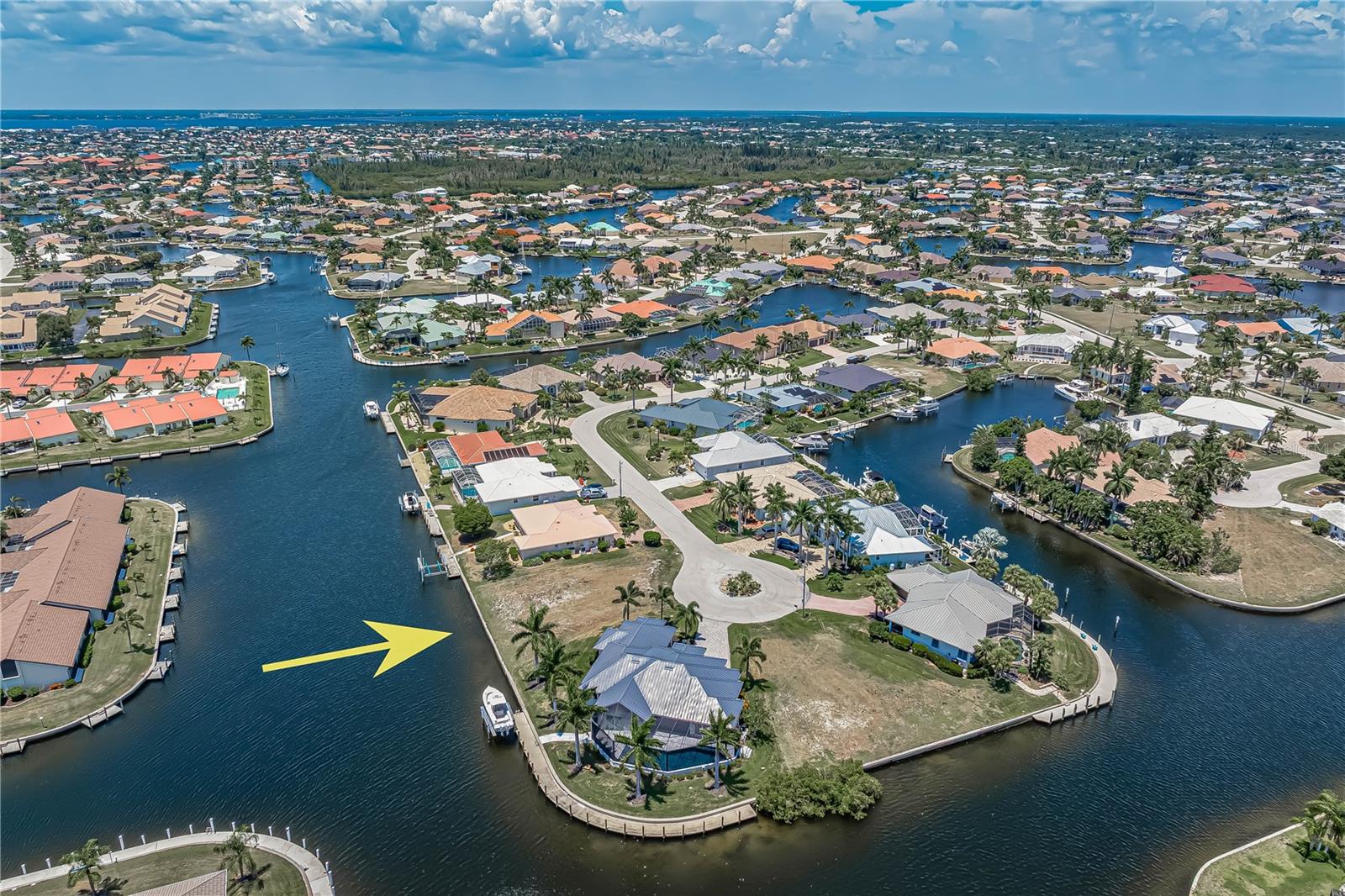 PUNTA GORDA ISLES SEC 14 - Land