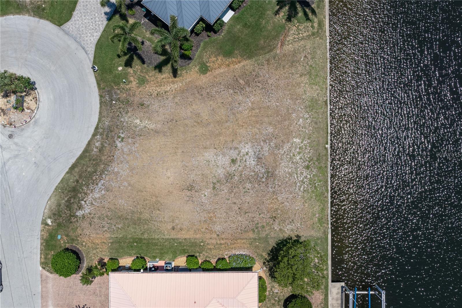 PUNTA GORDA ISLES SEC 14 - Land