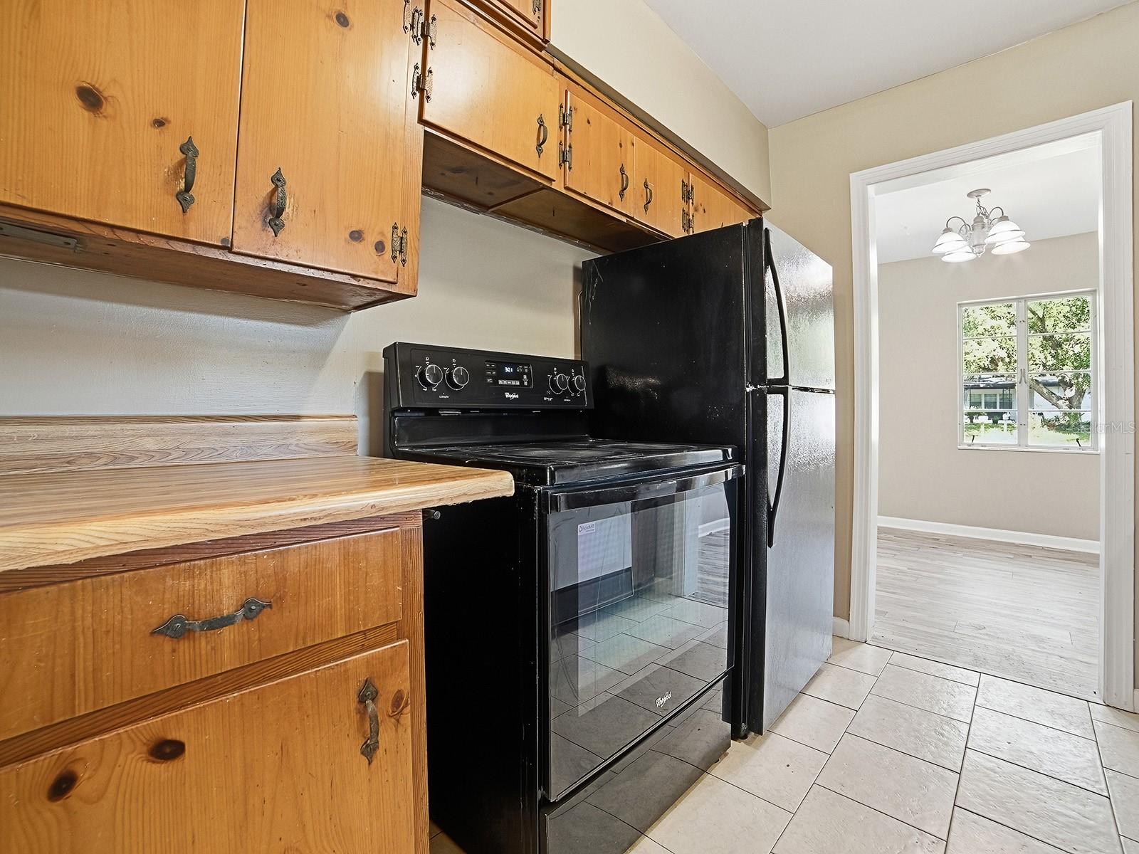 LEESBURG LAKEWOOD PARK - Residential