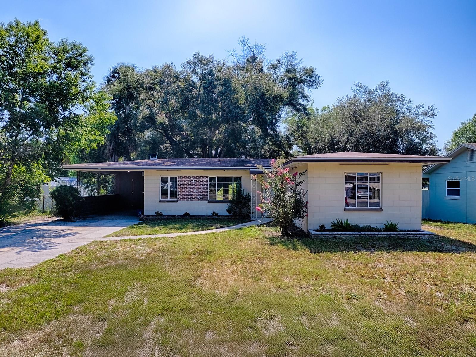 LEESBURG LAKEWOOD PARK - Residential