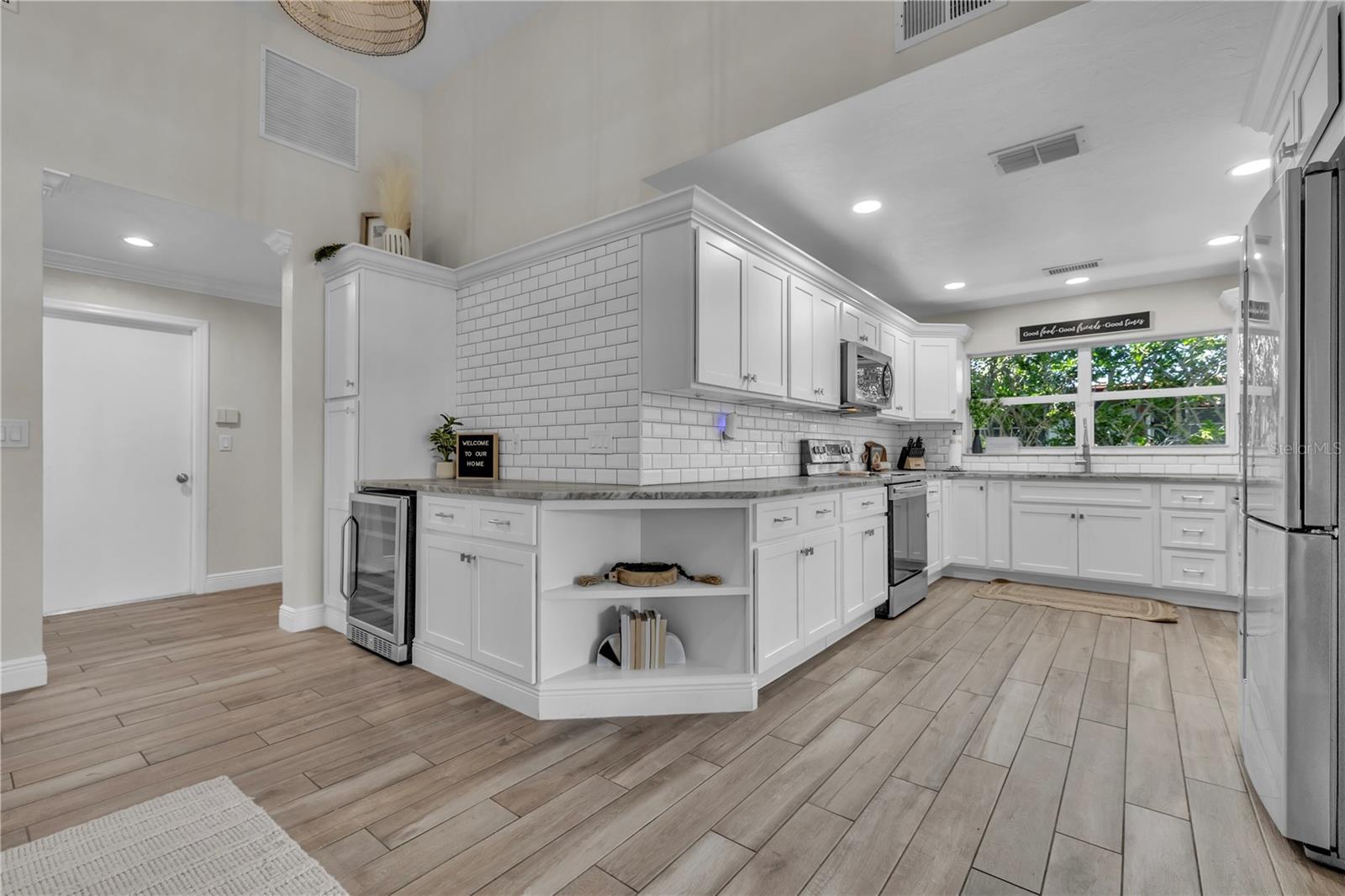 BAY VIEW ACRES - Residential