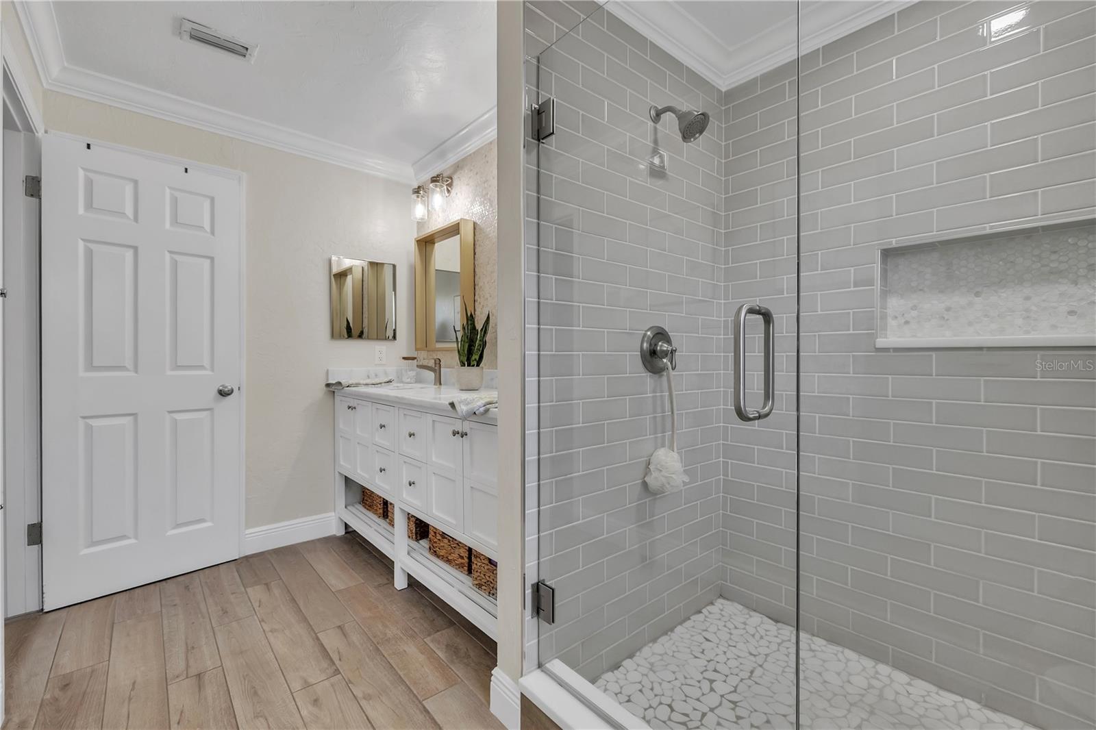 BAY VIEW ACRES - Residential