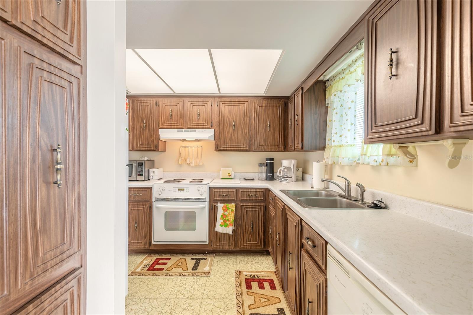 OCEAN BEACH CONDO CLUB LL - Residential