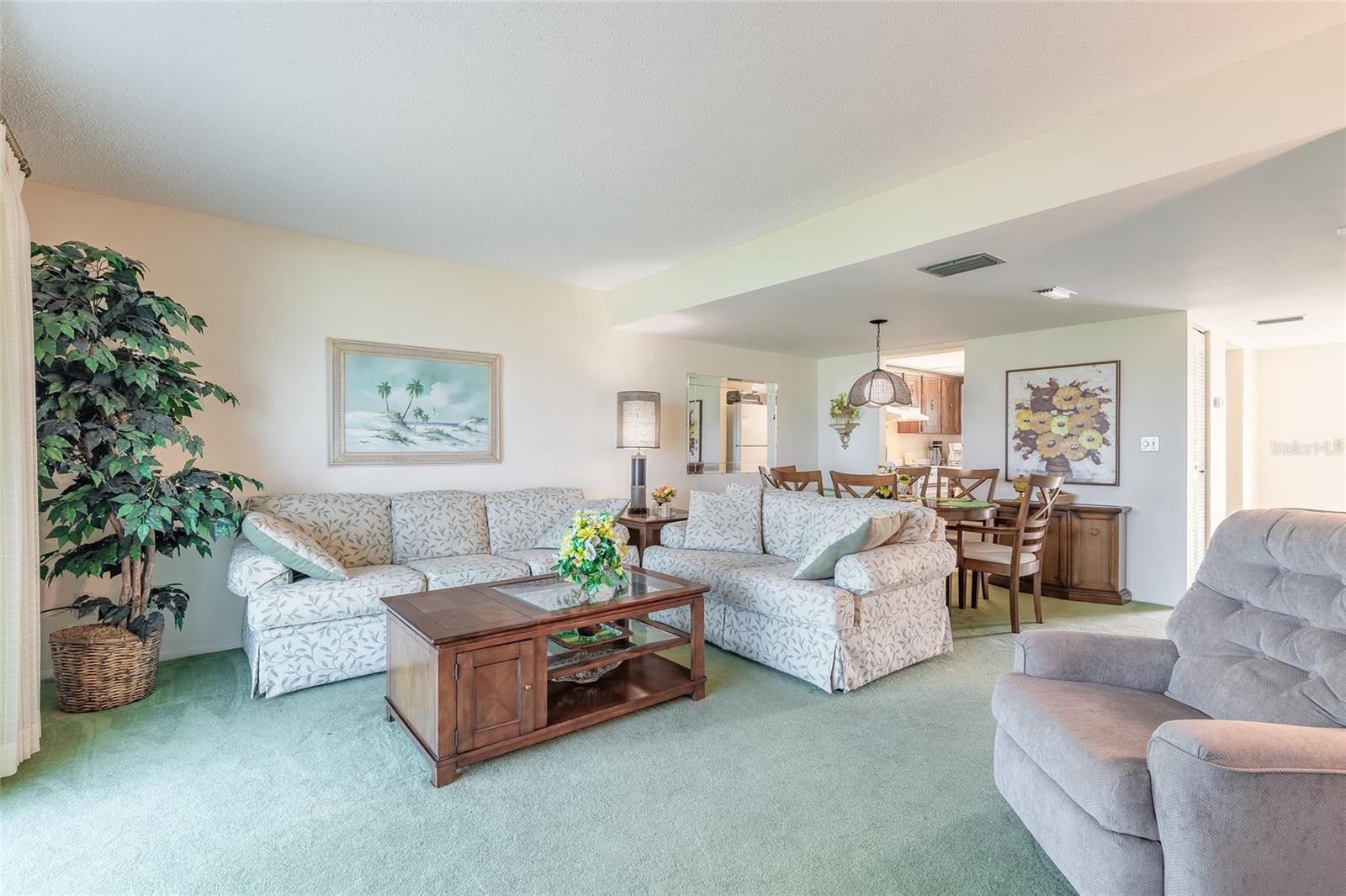 OCEAN BEACH CONDO CLUB LL - Residential