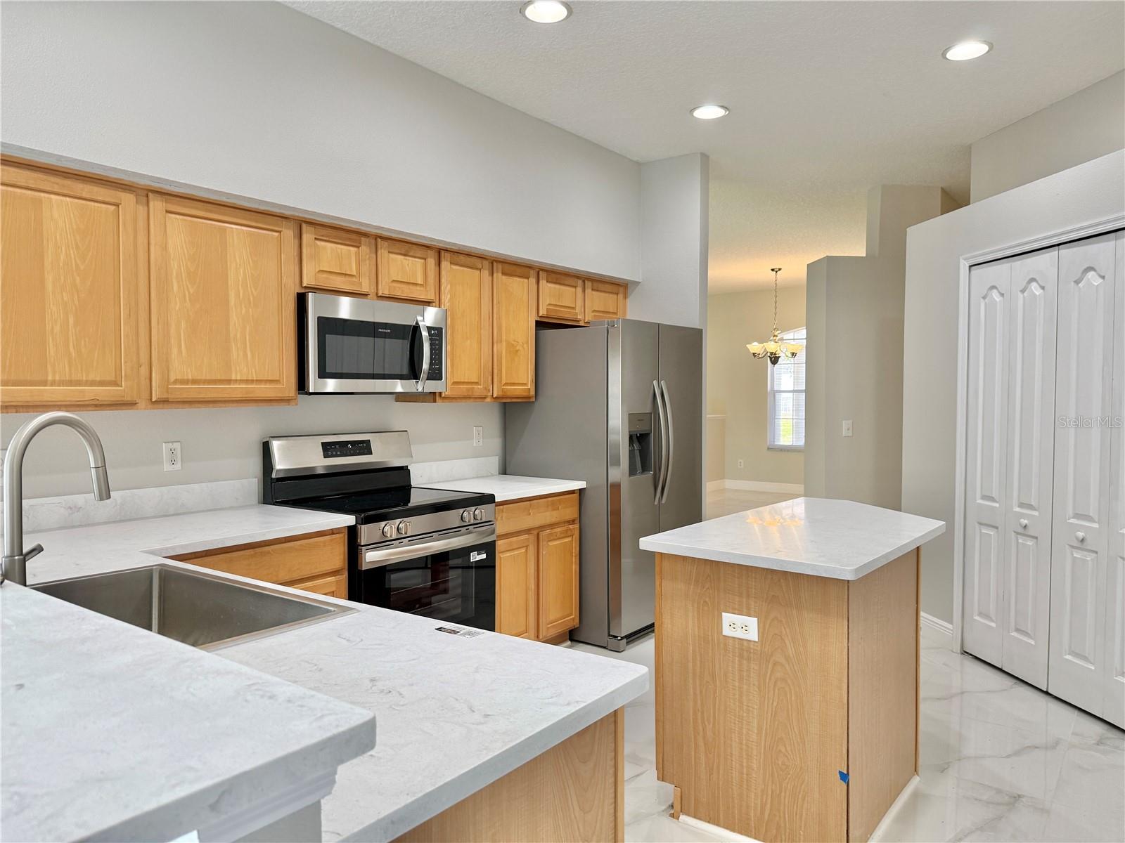 NORTH SHORE AT LAKE HART PRCL 03 - Residential Lease