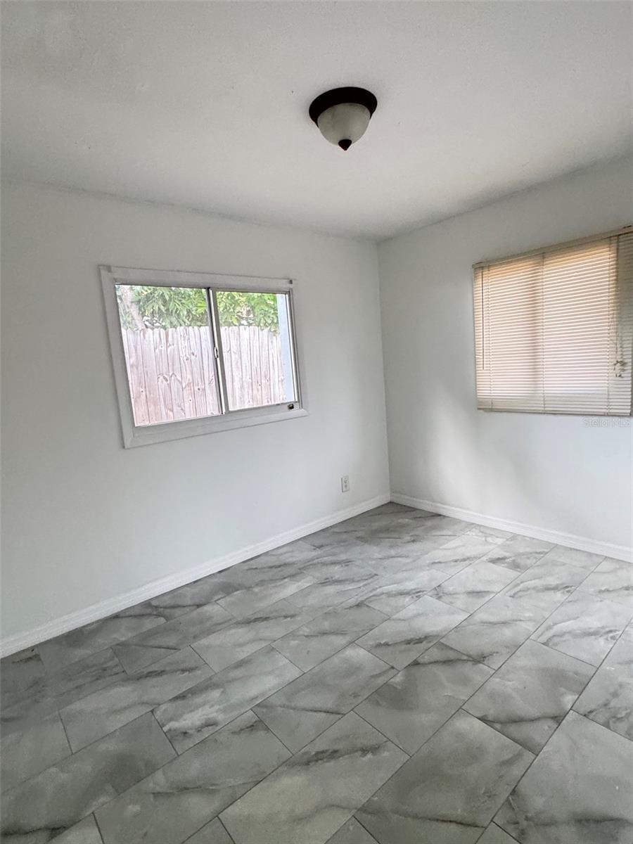 SKYVIEW TERRACE 1ST ADD - Residential Lease