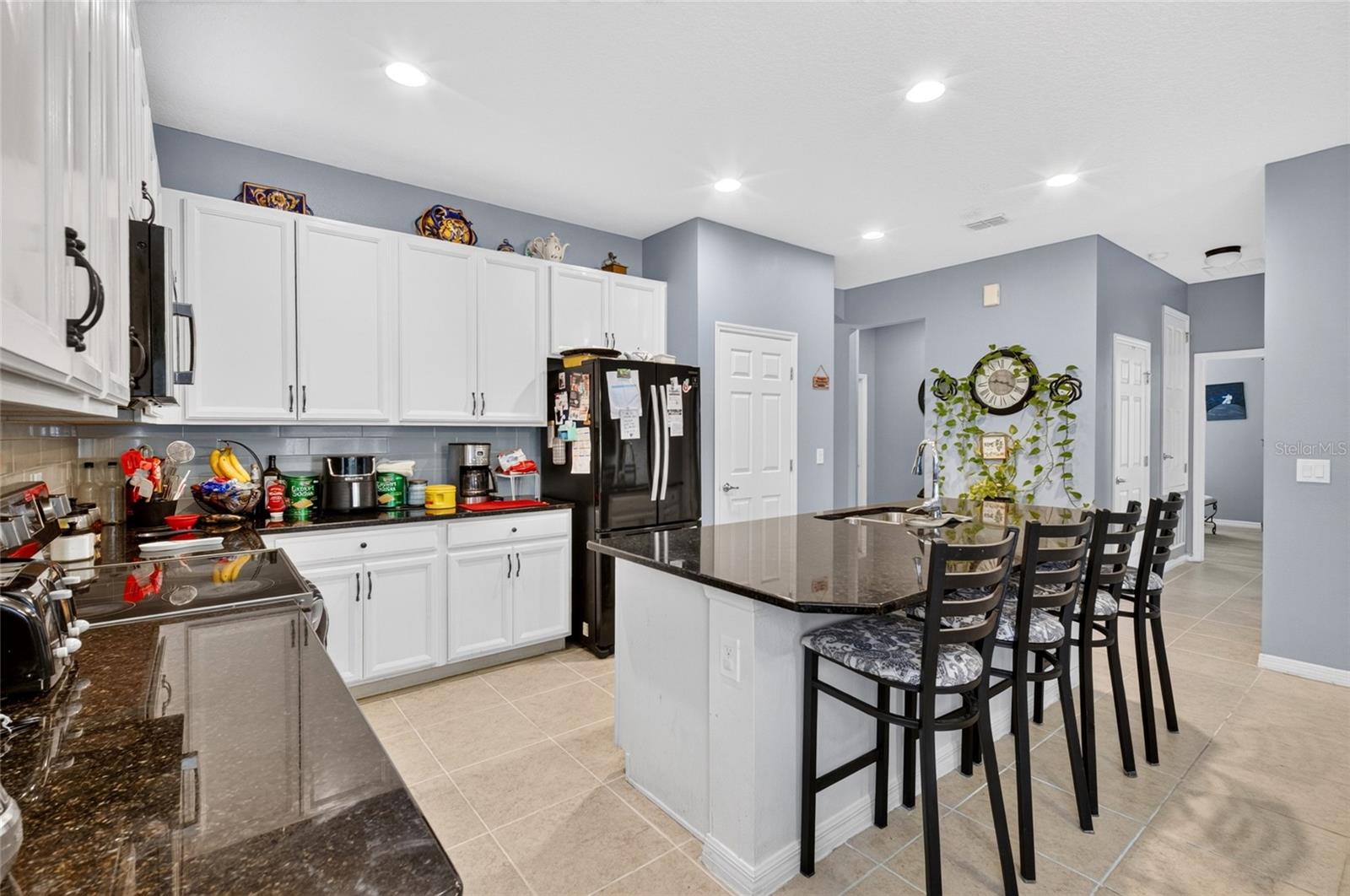 HARBOR SHORES - Residential