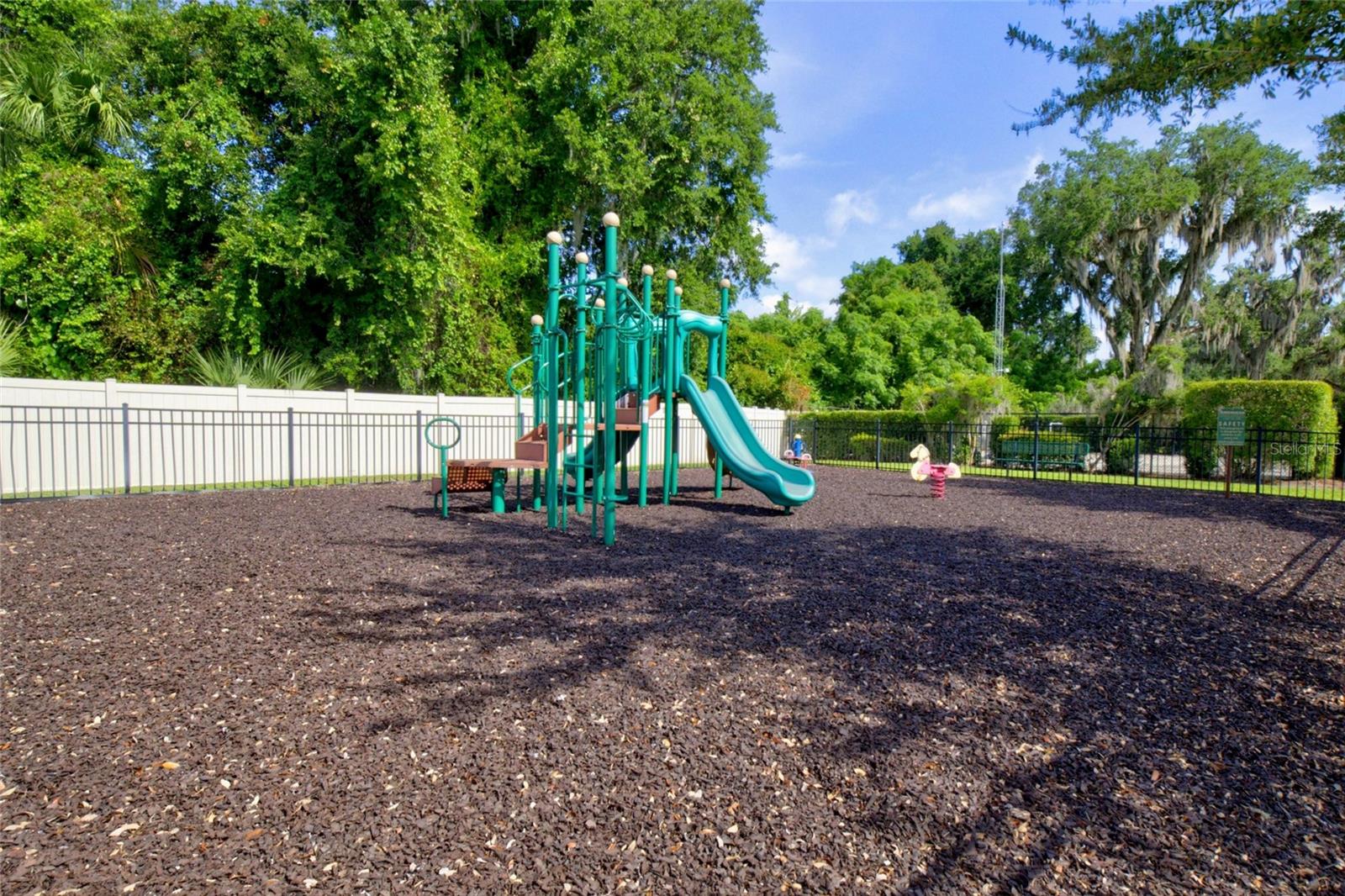 HARBOR SHORES - Residential