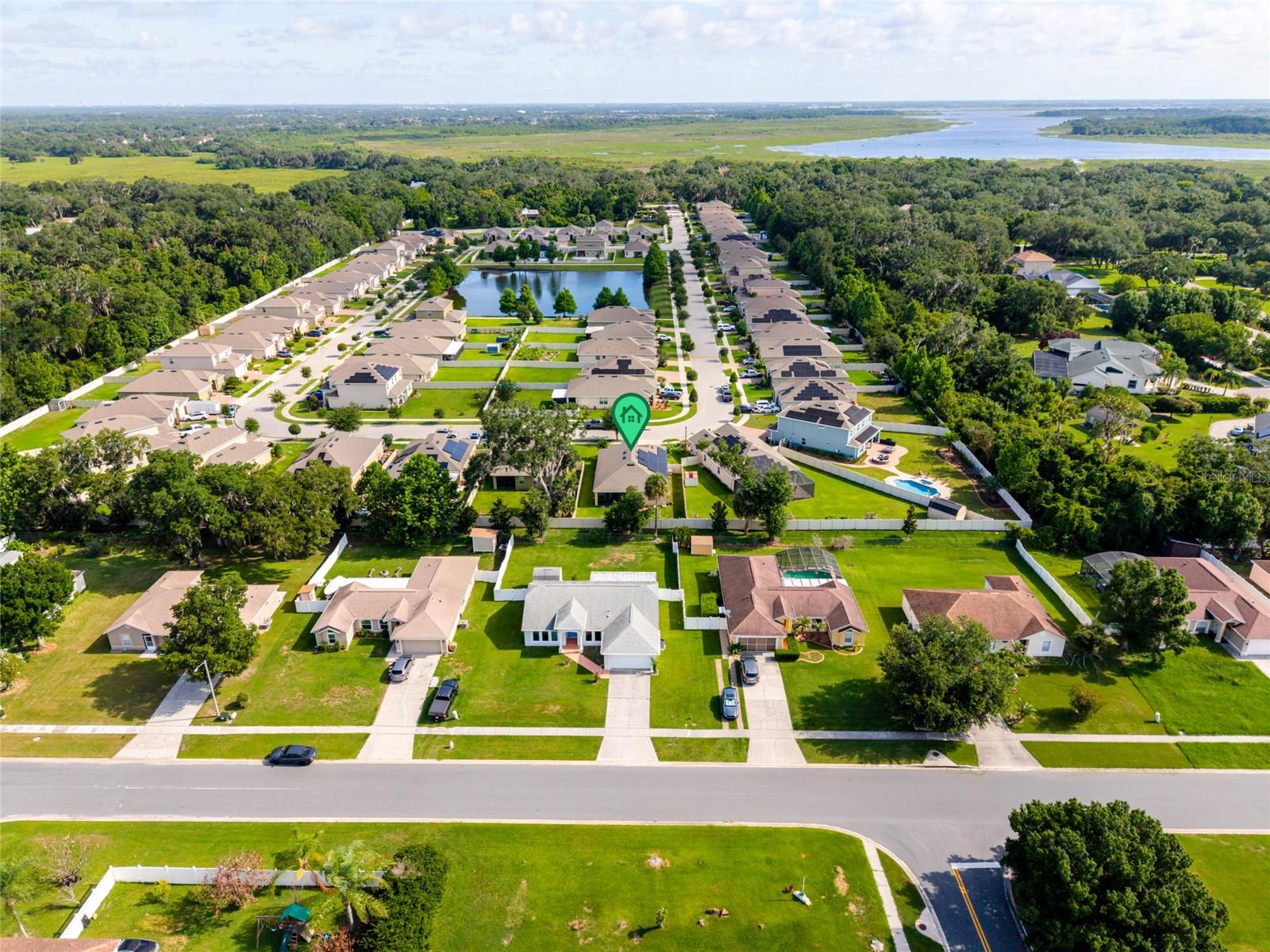 HARBOR SHORES - Residential