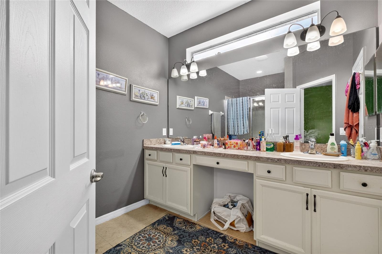 HARBOR SHORES - Residential