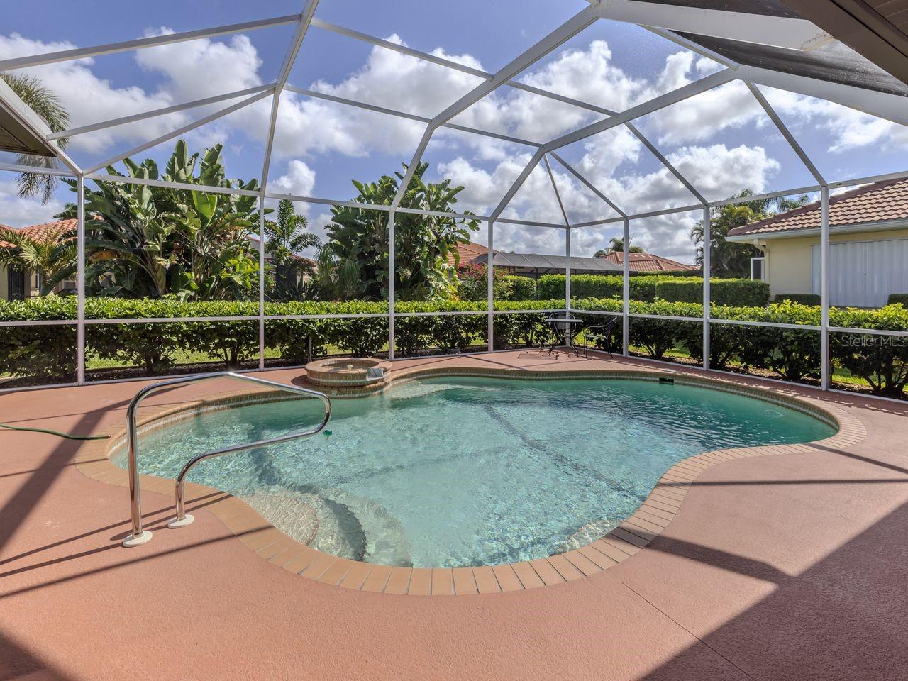 THE LAKES OF JACARANDA - Residential
