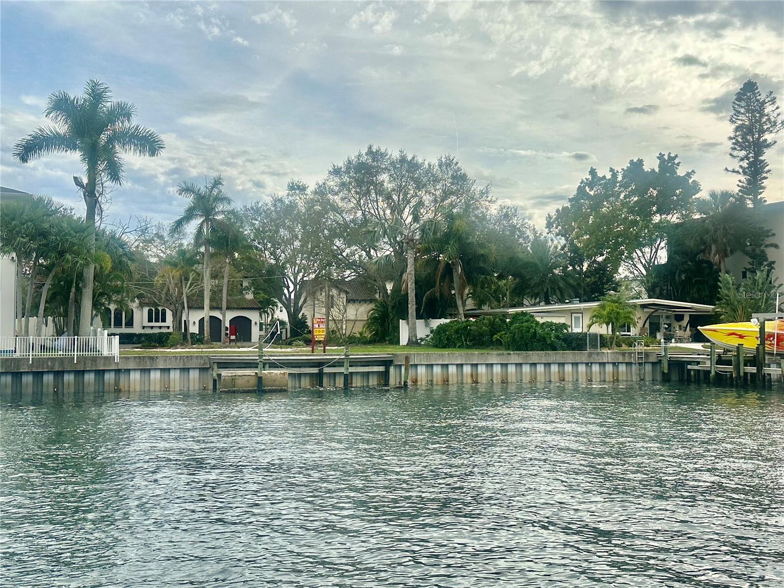 BAYSHORE ESTATES 4 - Land