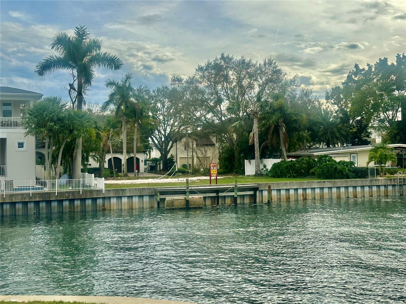 BAYSHORE ESTATES 4 - Land