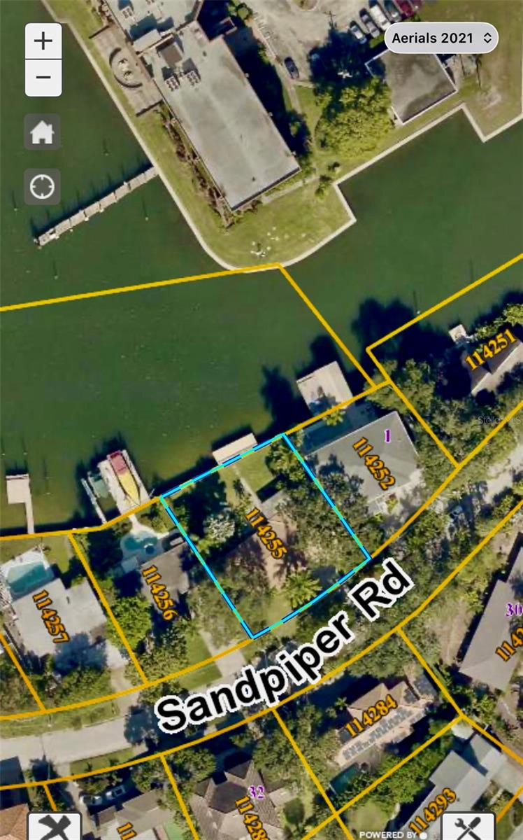 BAYSHORE ESTATES 4 - Land
