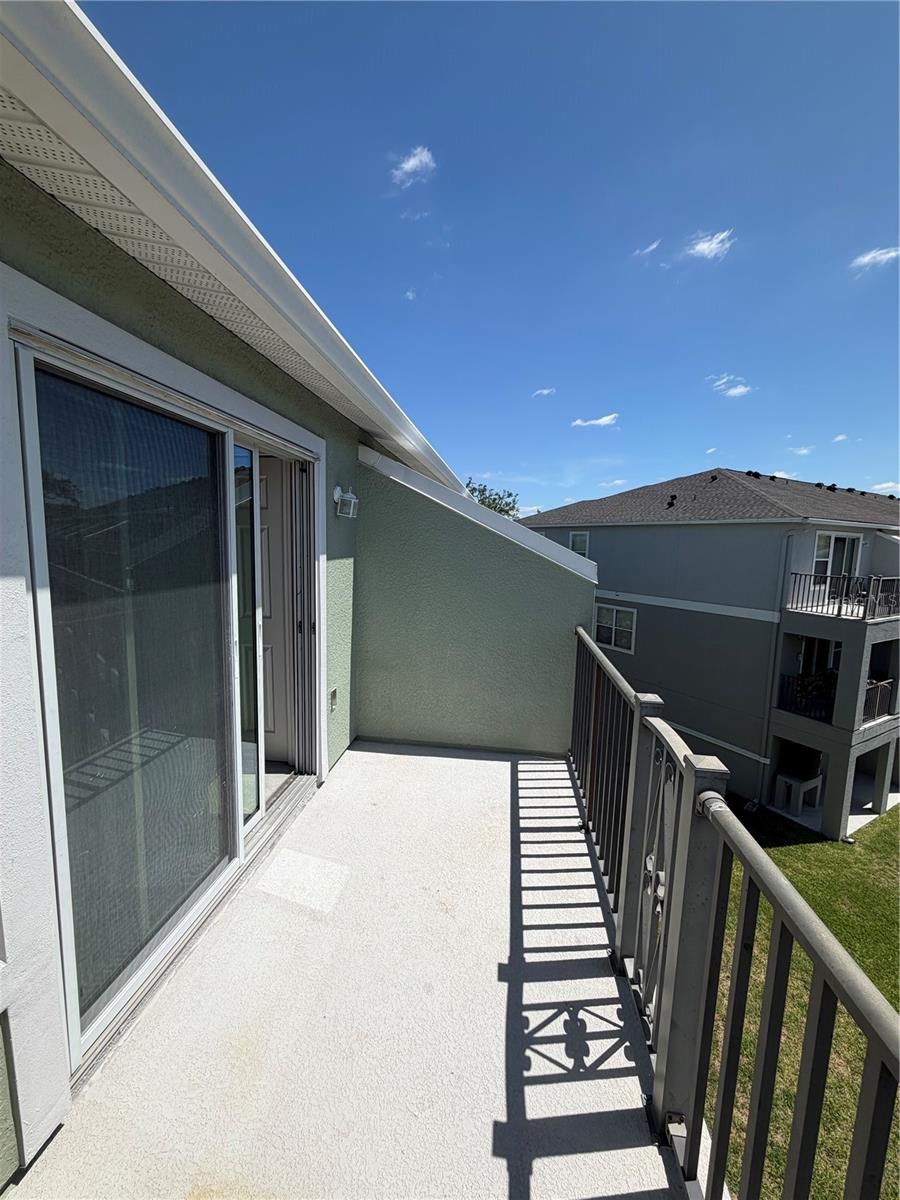 PALM RIVER TWNHMS PH 1 - Residential