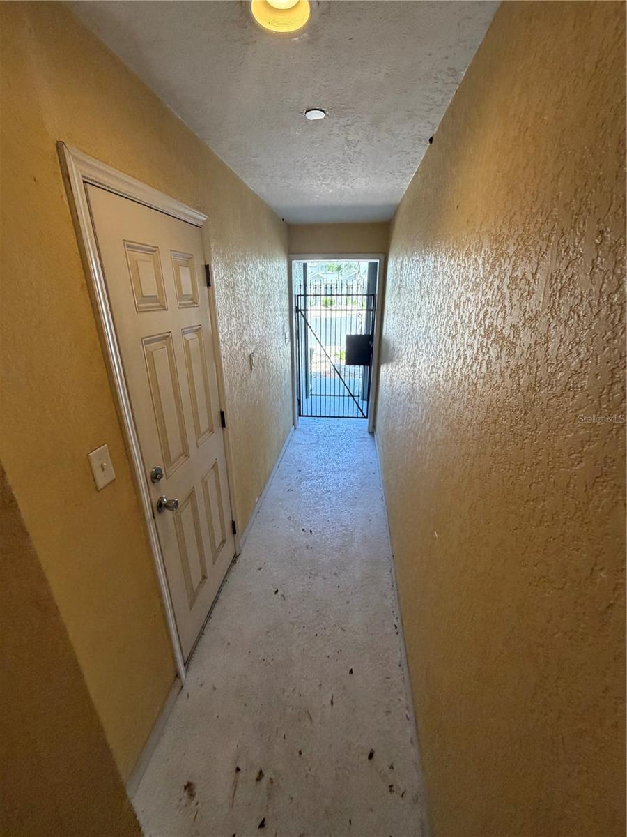 PALM RIVER TWNHMS PH 1 - Residential