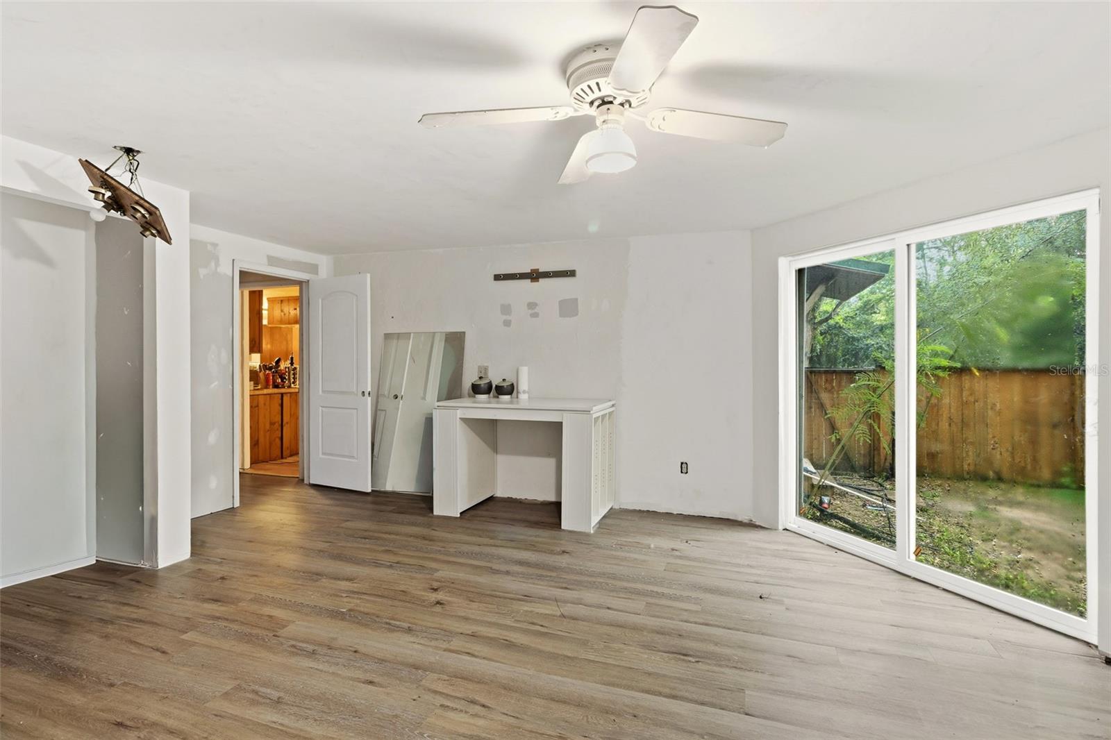 LIVE OAK ACRES - Residential