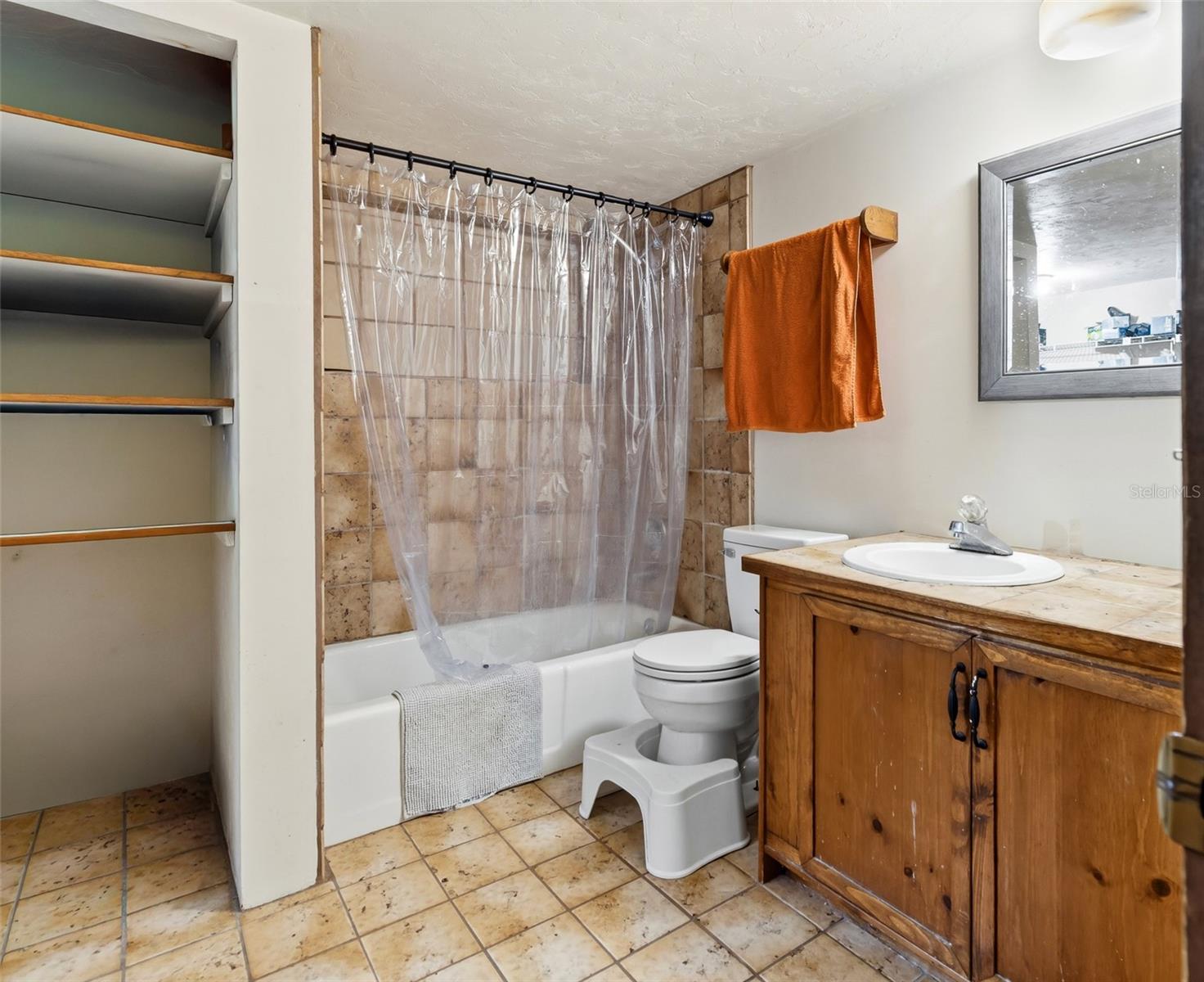 LIVE OAK ACRES - Residential