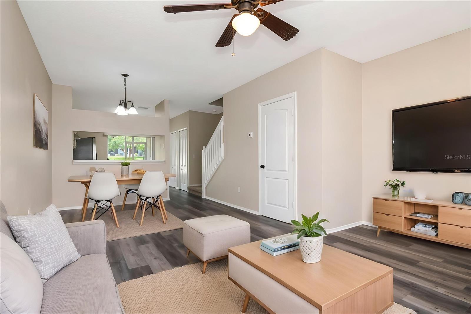 REGENCY KEY TWNHMS - Residential
