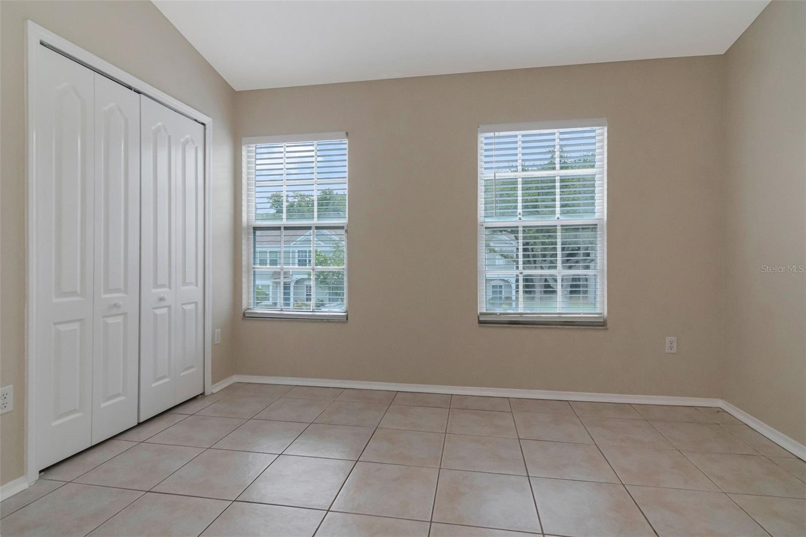 REGENCY KEY TWNHMS - Residential