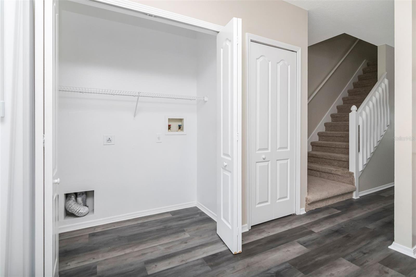 REGENCY KEY TWNHMS - Residential