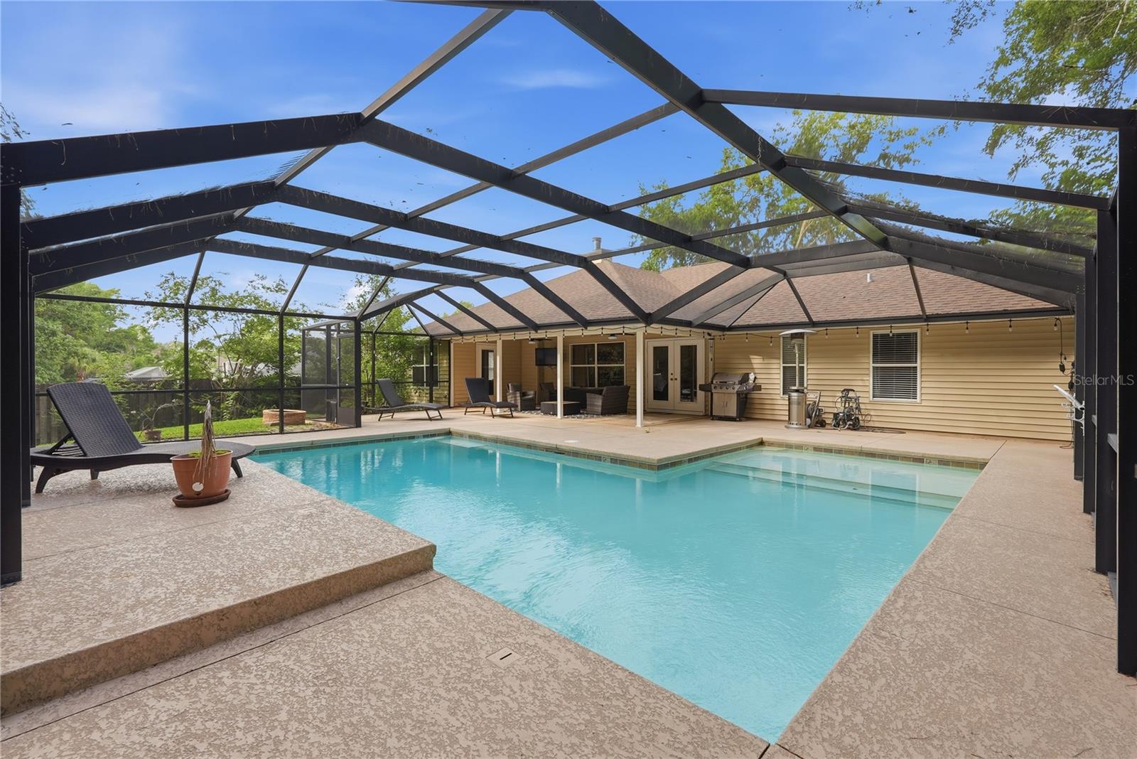 BROADMOOR PH 5 - Residential