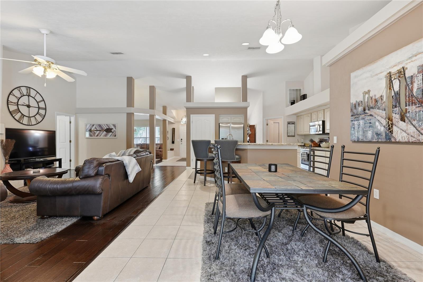 BROADMOOR PH 5 - Residential