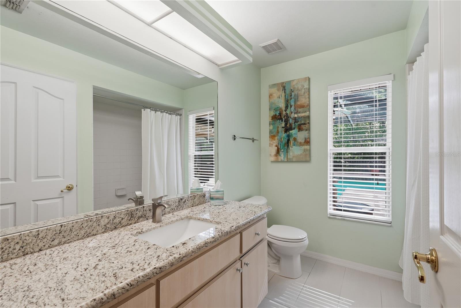 BROADMOOR PH 5 - Residential