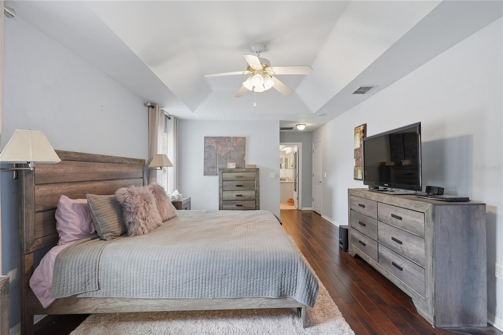 BROADMOOR PH 5 - Residential
