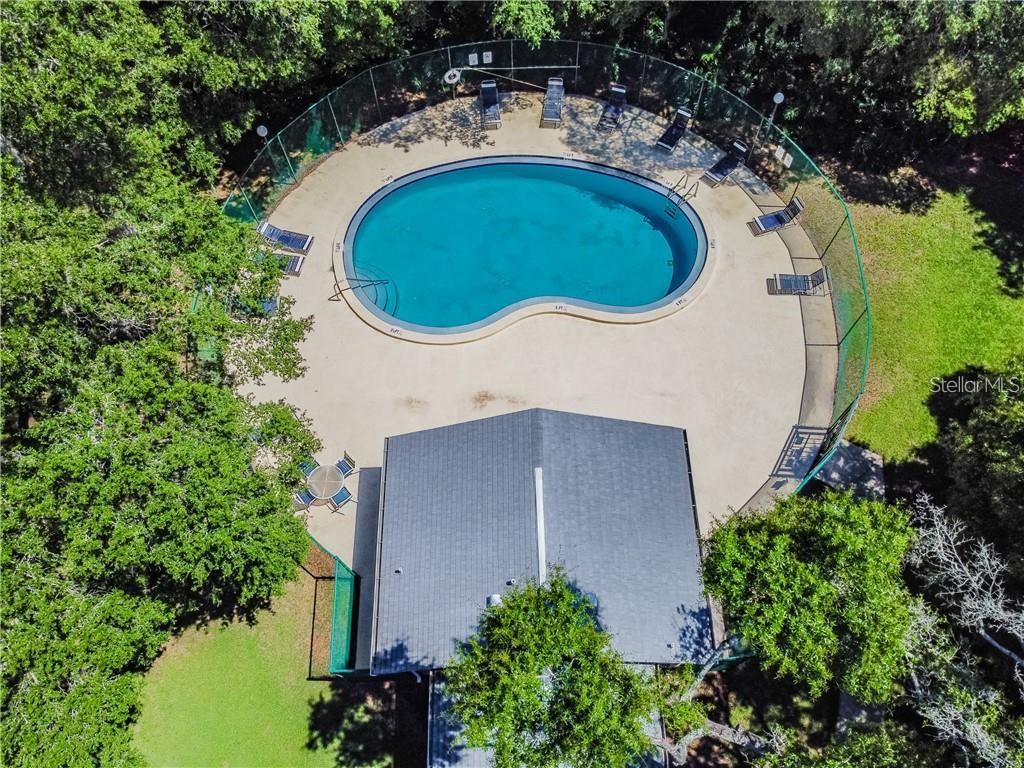 RAINTREE VILLAGE CONDO N - Residential