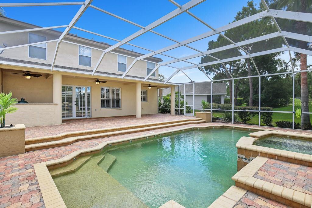 RIVER HILLS COUNTRY CLUB PARCE - Residential Lease