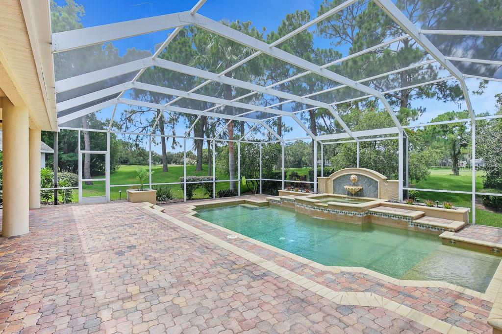 RIVER HILLS COUNTRY CLUB PARCE - Residential Lease