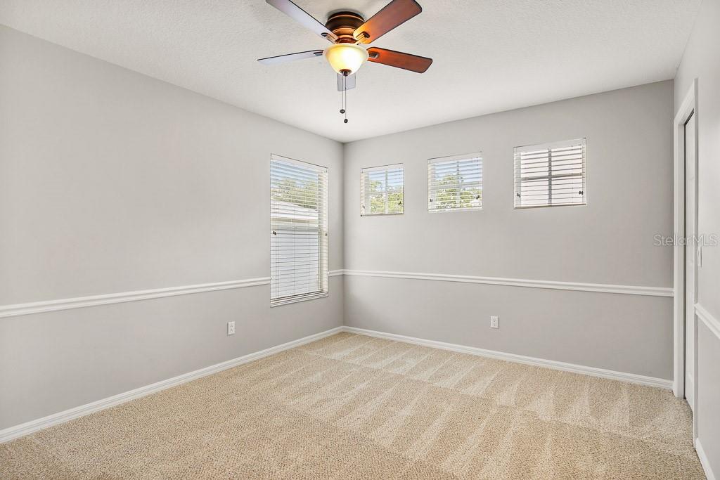 RIVER HILLS COUNTRY CLUB PARCE - Residential Lease
