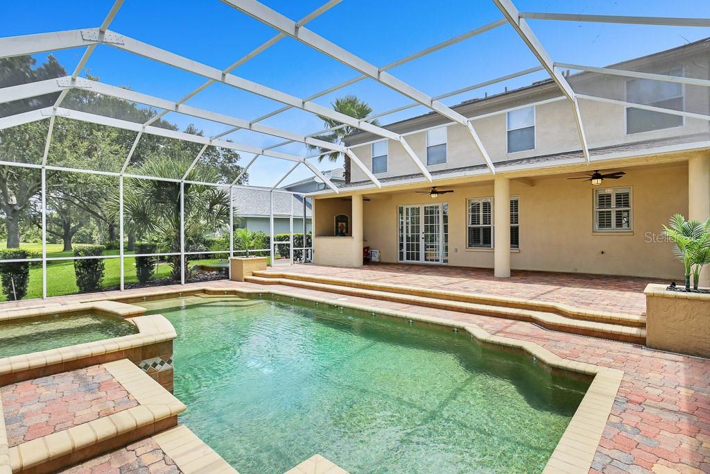 RIVER HILLS COUNTRY CLUB PARCE - Residential Lease