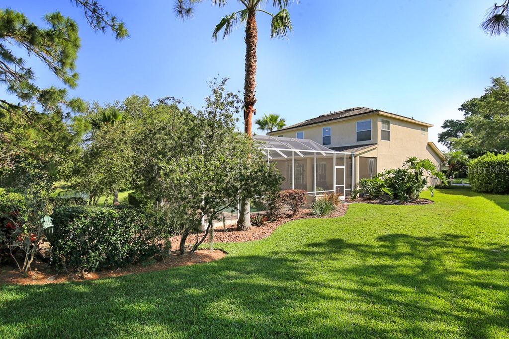 RIVER HILLS COUNTRY CLUB PARCE - Residential Lease