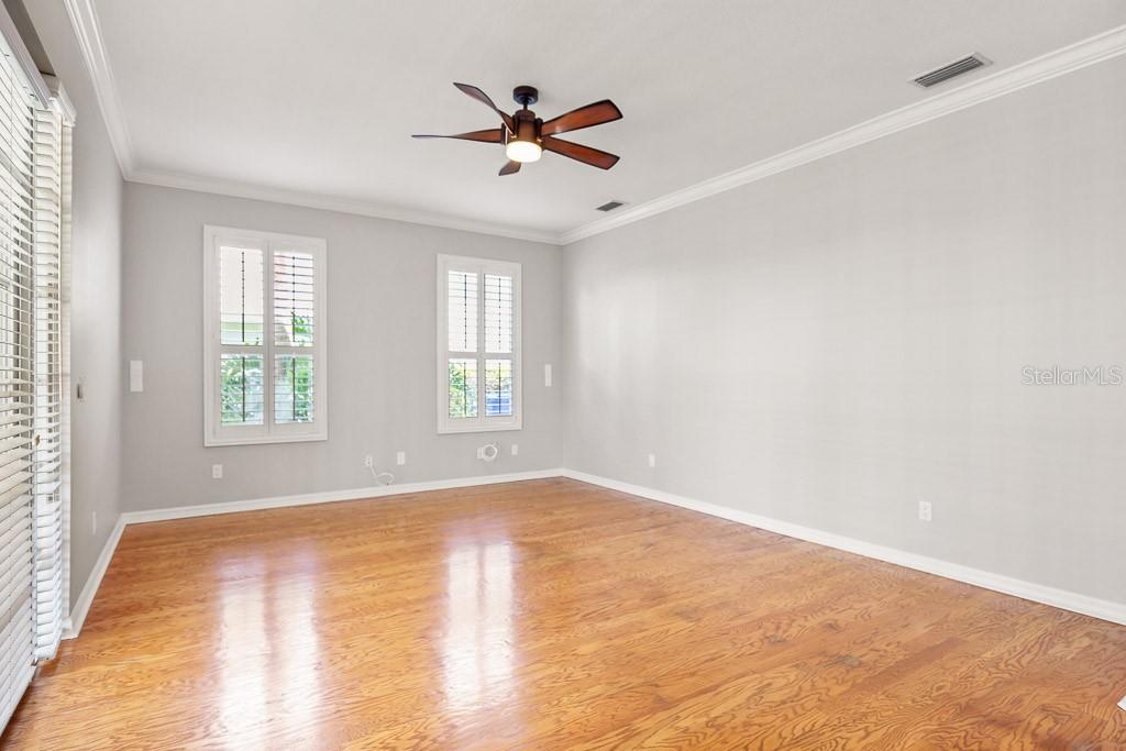RIVER HILLS COUNTRY CLUB PARCE - Residential Lease