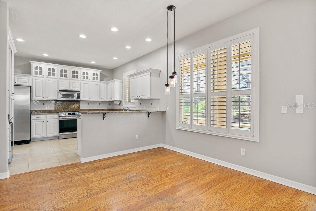 RIVER HILLS COUNTRY CLUB PARCE - Residential Lease