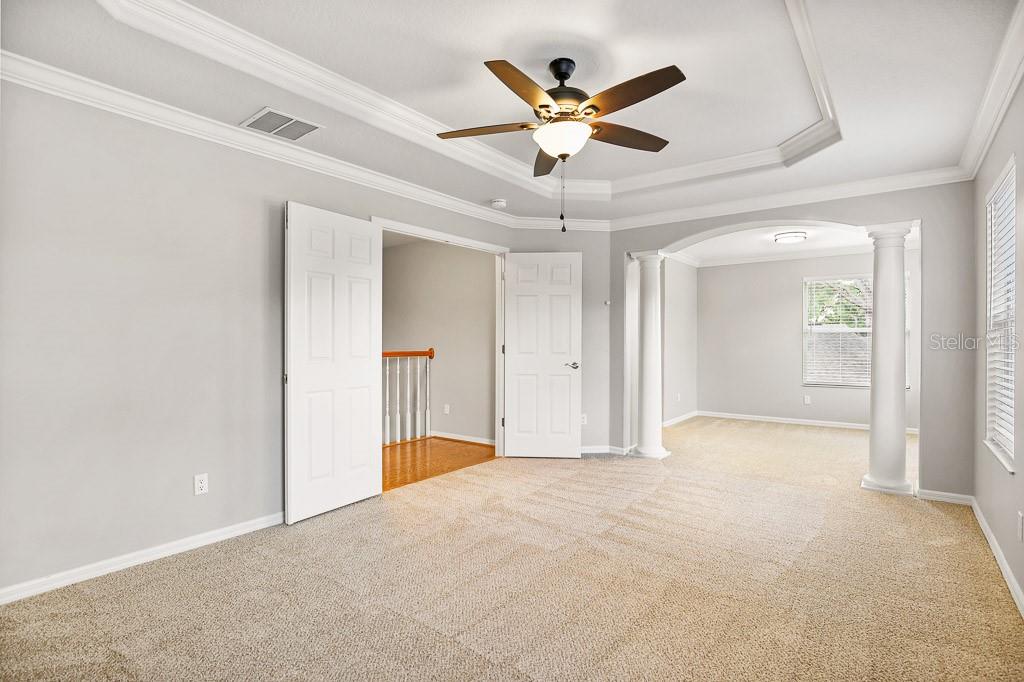 RIVER HILLS COUNTRY CLUB PARCE - Residential Lease