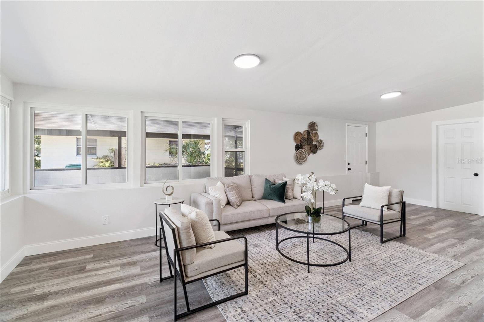 HILLCREST SUB - Residential