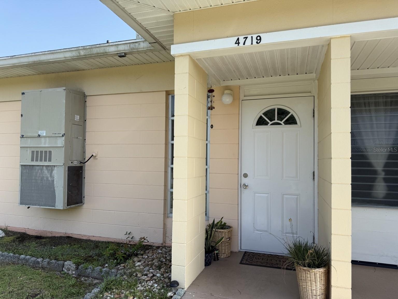 This beautifully maintained large 1 bedroom offers an exceptional sense of space and is truly move-in ready, generously sized home features a
comfortable, airy layout with abundant natural light that enhances its open and expansive feel. The impressive footprint allows for distinct living, dining, and resting areas, making it both functional and inviting. 
This is a great opportunity to own a unit that combines comfort, style

Buy it as a 1st, 2nd home or for short term rental.

Surrounded by natural beauty and located just minutes from downtown, shopping, dining, healthcare, Hwy 27, and
the Florida Turnpike. 

Low HOA Fee – Only $350/month – Includes: Water, sewer, trash, exterior maintenance and landscaping, Spectrum TV and
high-speed internet (modem/router included), Building insurance, Pool maintenance and 24/7 community security, full access to community
amenities. Community Highlights: Resort-style pool, spa, and jacuzzi, Clubhouse with daily activities and event rooms, Mini-golf, shuffleboard,
horseshoes, game room, Tennis, racquetball, bocce, basketball courts, lighted Walking trails, nature paths, fishing piers, and recreational island,
Marina access and boat slips on Lake Walk-In-Water (7,500-acre premier bass lake). The town square has an On-site chapel, post office, library, thrift store, salon, laundry, car wash and more! 

Ideal for year-round living or as a vacation home. Don’t miss this opportunity to enjoy a
maintenance-free lifestyle in a highly sought-after community! Schedule your private tour today!