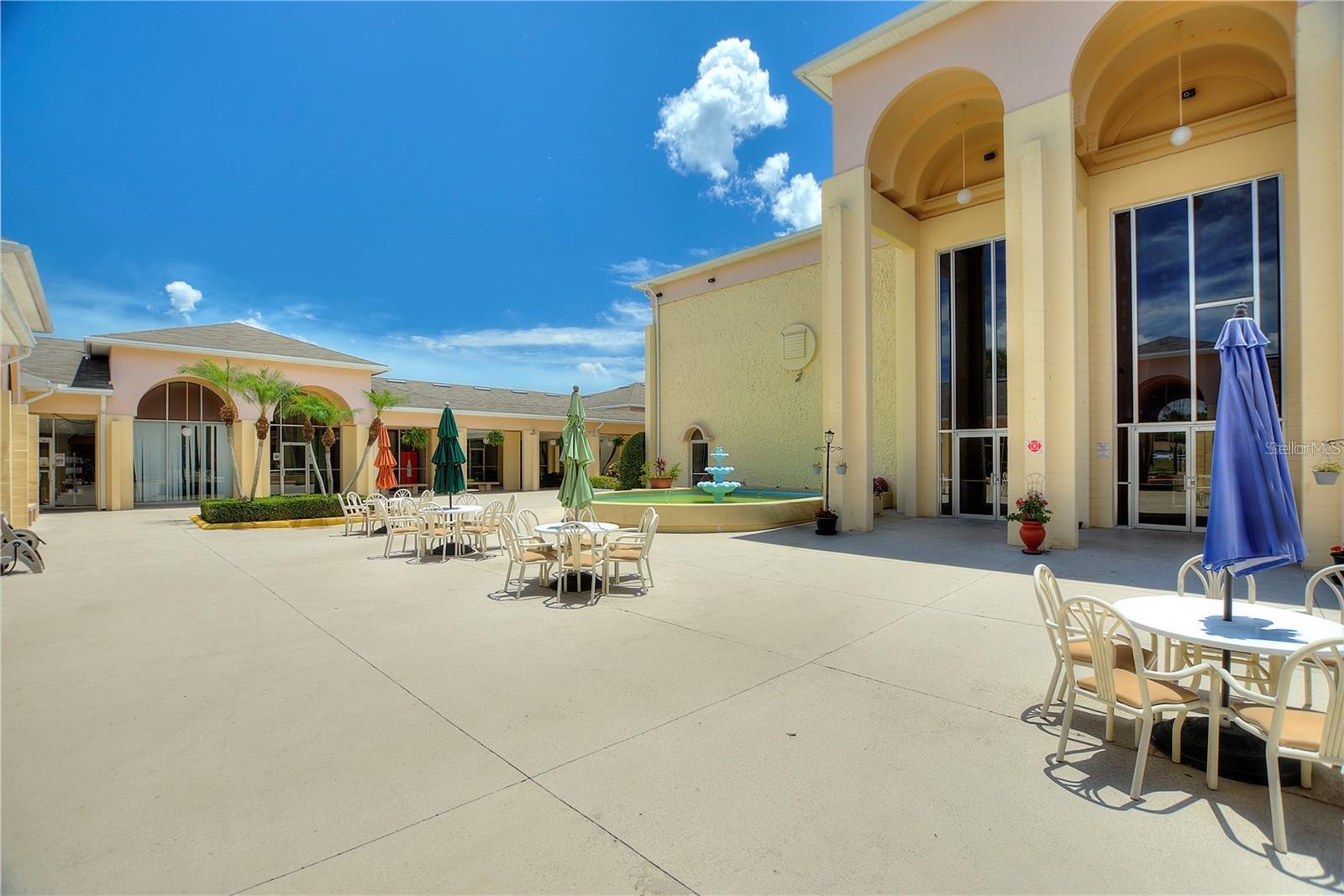 LAKESHORE CLUB - Residential
