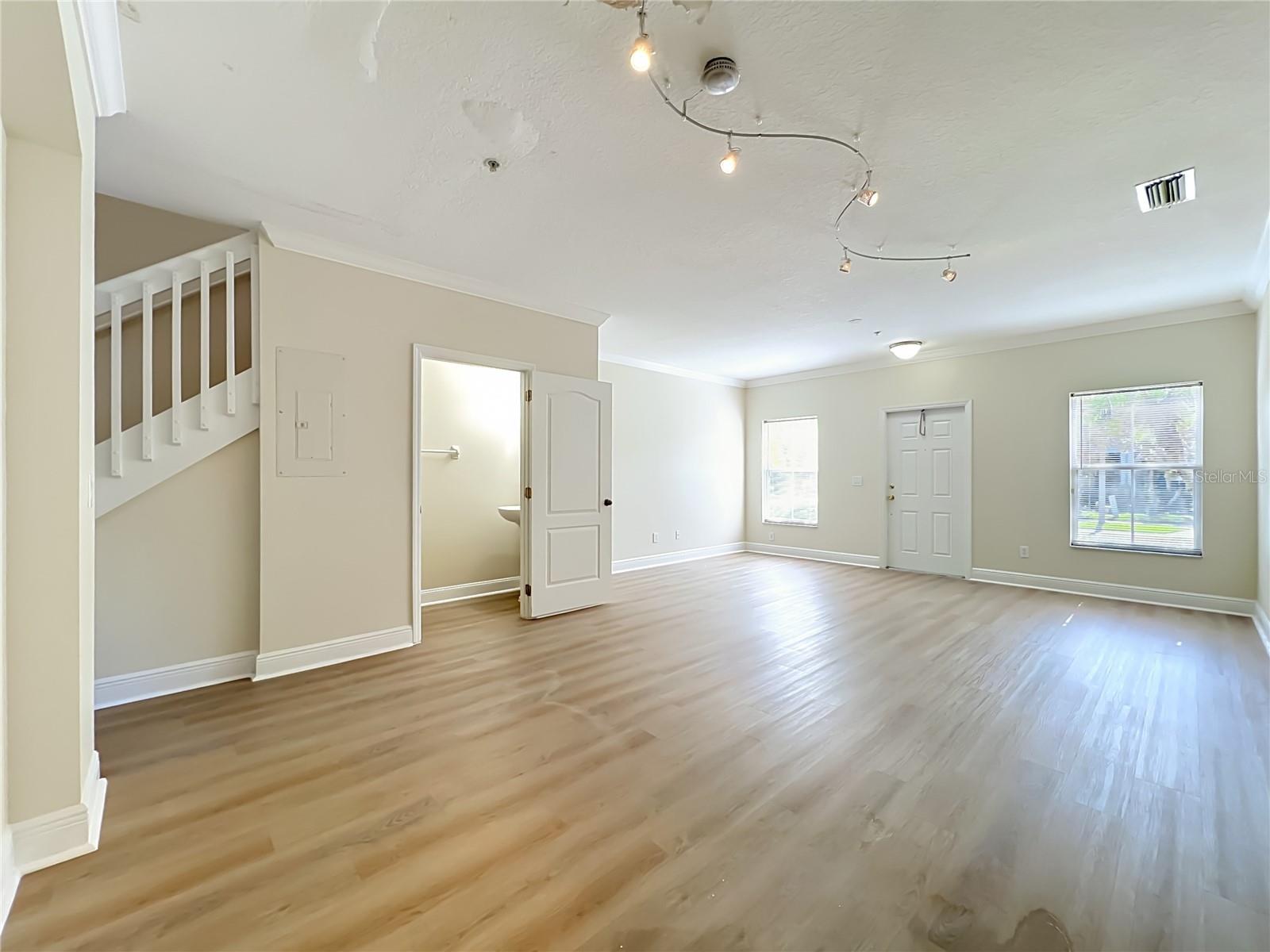 DANIELS LNDG A-J - Residential