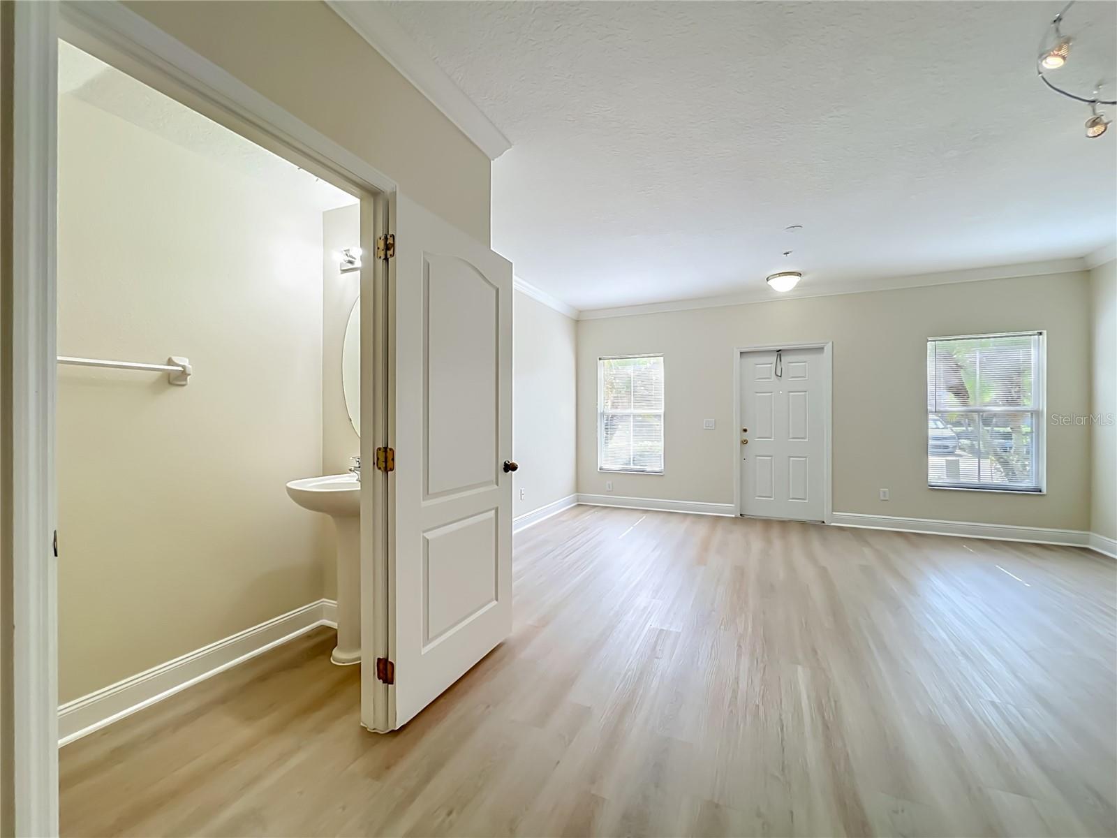 DANIELS LNDG A-J - Residential